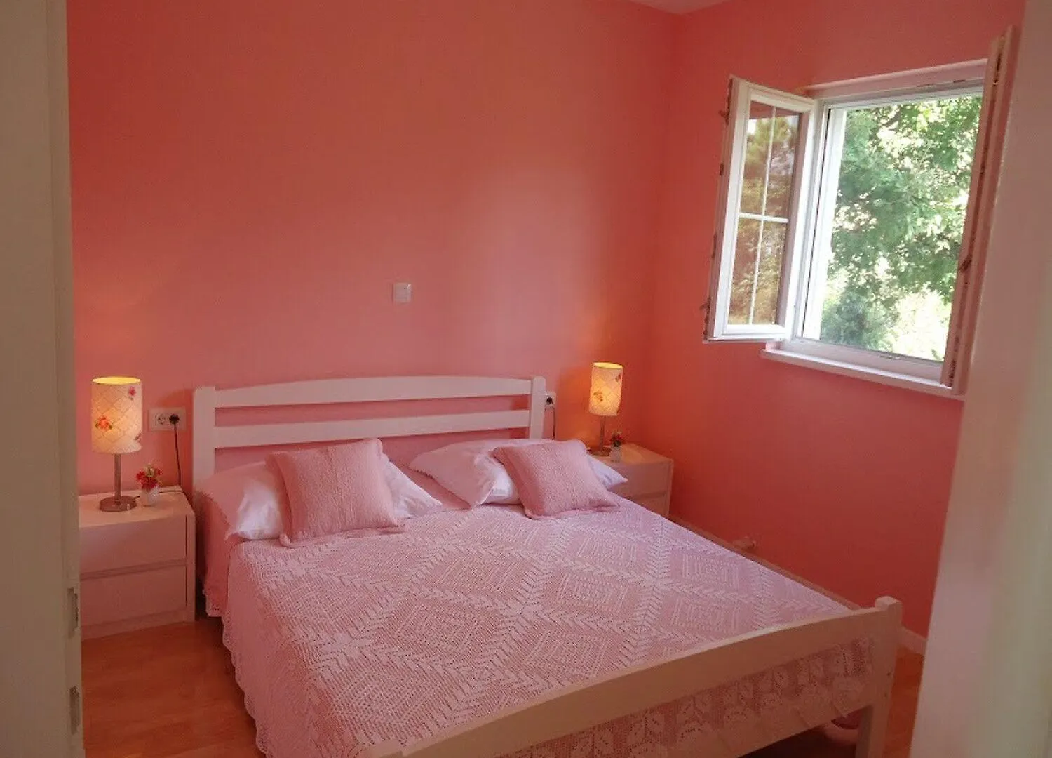 Apartments Mirjana Pakostane 0*,